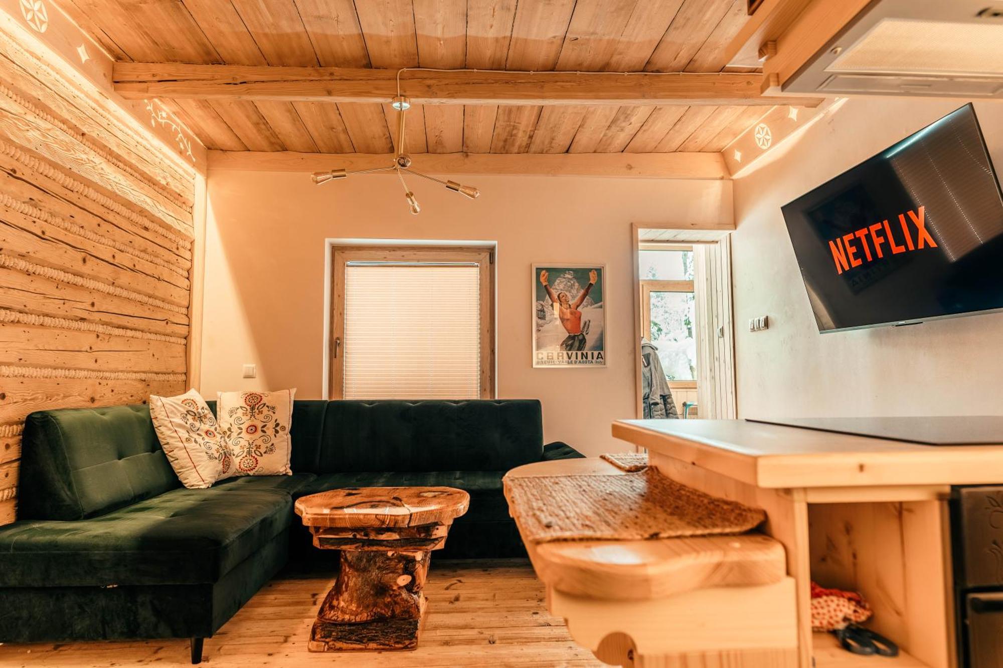Apartdom33 Apartment *